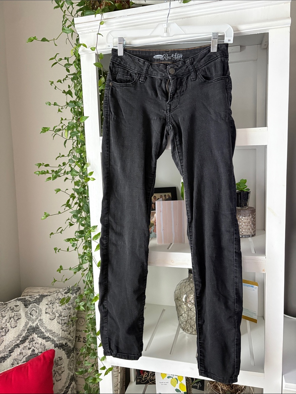 Old Navy Black Skinny Jeans - Slim Fit